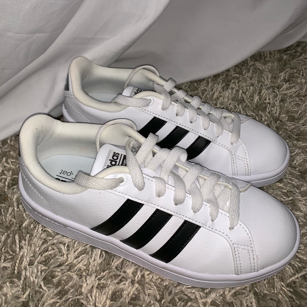 Adidas Cloudfoam Advantage Shoes